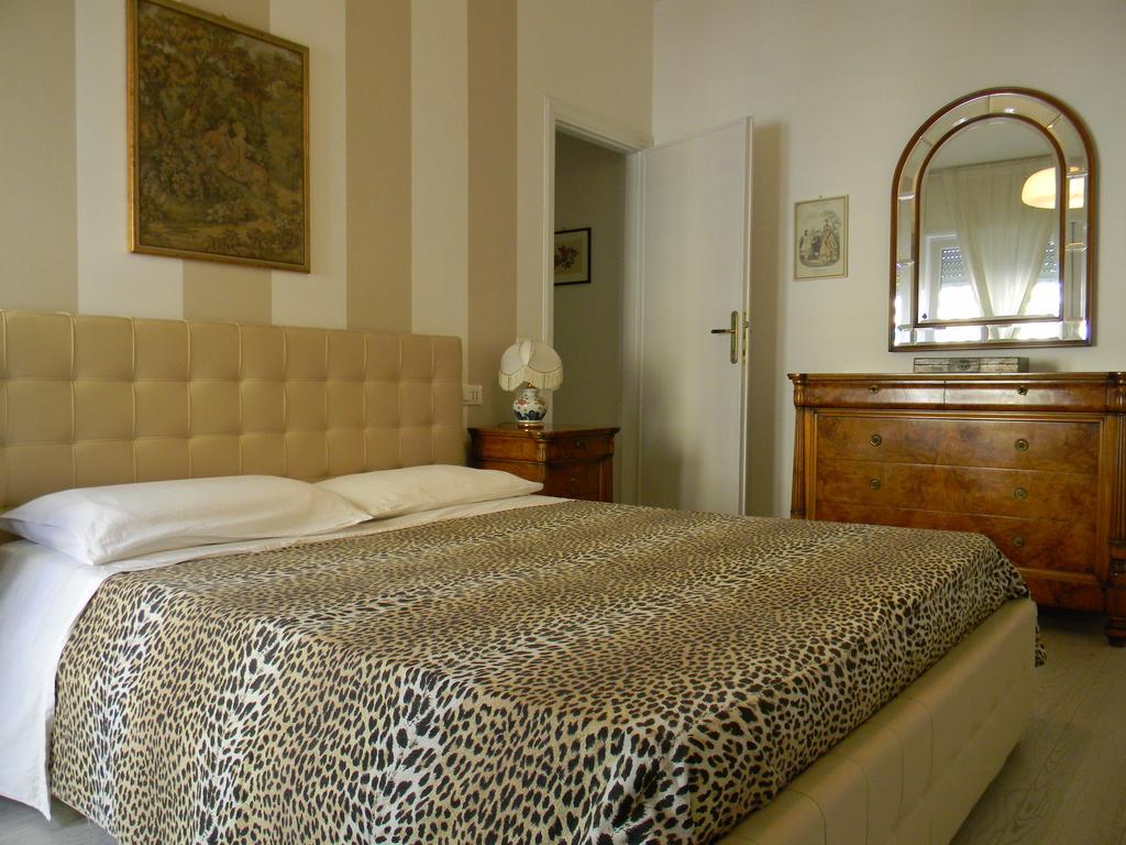 Villa Serena فياريجيو المظهر الخارجي الصورة
